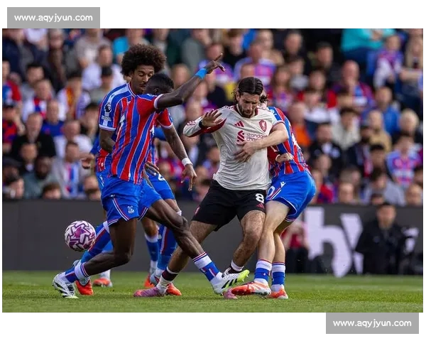 英超最新赛果揭晓积分榜格局变化精彩对决盘点 英超最新赛果揭晓积分榜格局变化精彩对决盘点